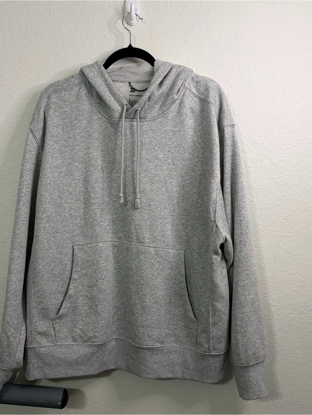 All In Motion woman Gray Hooded Pullover Sweatshirt size XL cozy winter like new